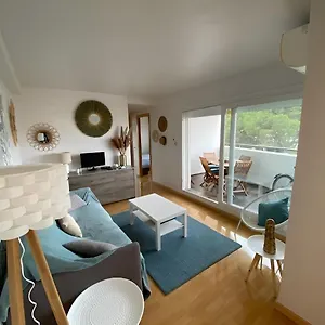 superbe-appartement-renove-residence-avec-piscine.topcostabravahotels.com/